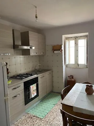Casa Sulla Roccia Villa Sperlinga 0*,